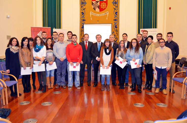 104 estudiantes de la UCLM harán prácticas remuneradas por Banco Santander en pymes de la región