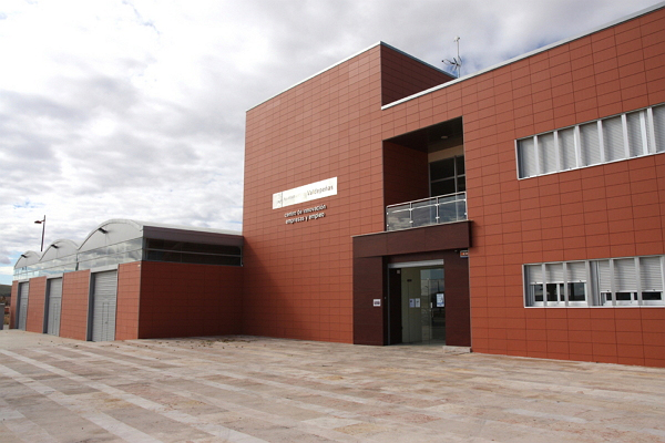 El Ayuntamiento de Valdepeñas facilitará el acceso a empresas a través de las naves del CIES