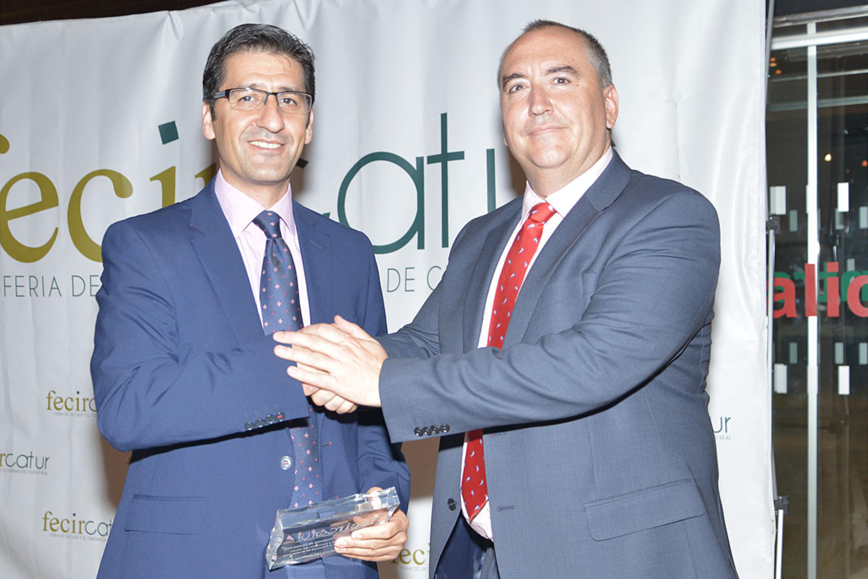La organización de la Feria de la Caza concede a la Diputación el I Premio FECIRCATUR