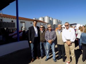 concentracion-de-ferrari-en-la-cooperativa-cristo-de-la-vega-de-socuellamos-04