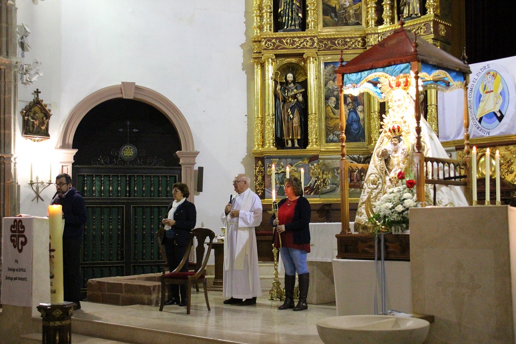 La lluvia obligó a cambiar los primeros actos de la misión de Santa Catalina en La Solana