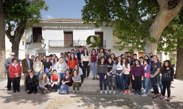 Los Académicos de la Argamasilla homenajean a Cervantes con la lectura de los sonetos y epitafios