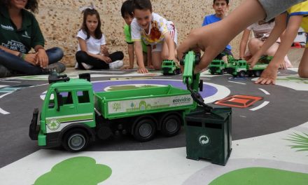 Concienciar sobre el reciclaje principal objetivo de la campaña “Bienvenido al planeta de Mr. Iglú” en Manzanares