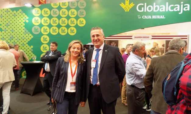 Globalcaja anima a las bodegas y cooperativas en FENAVIN 2017 a generar más valor