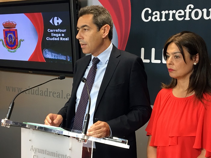 Carrefour abrirá las puertas de su nuevo hipermercado el 22 de junio con 200 trabajadores