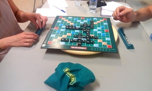 Primer encuentro de jugadores de Scrabble en Argamasilla de Alba