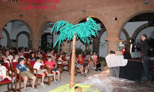 Los Bucaneros toman el escenario de la Alhóndiga en Villanueva de los Infantes