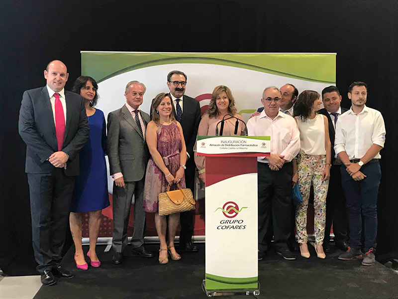 La alcaldesa de Torralba de Calatrava inaugura un nuevo almacén farmacéutico