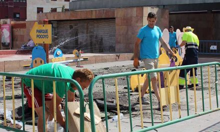 El Ayuntamiento ampliará el parque infantil de la Plaza