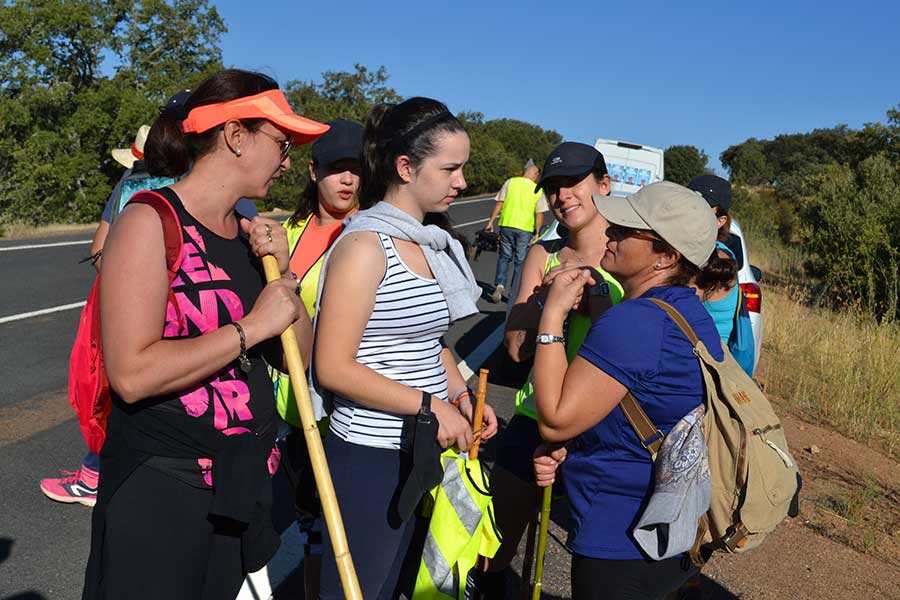 Los caminos en Ciudad Real se llenan de peregrinos y romeros para llegar a Guadalupe