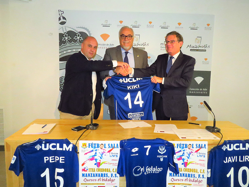 Ayuntamiento, UCLM y Manzanares FS se comprometen con el deporte base