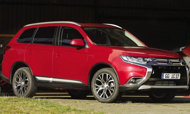 Mitsubishi Outlander gasolina con 7 plazas