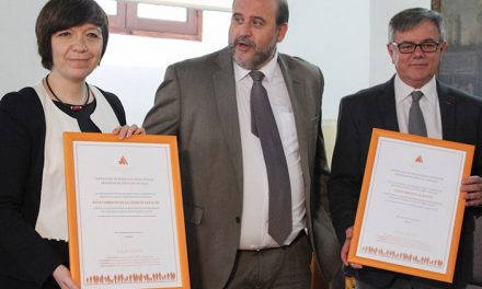 La alcaldesa de Alcázar recibe en Toledo el premio a la excelencia social como Ayuntamiento con alma