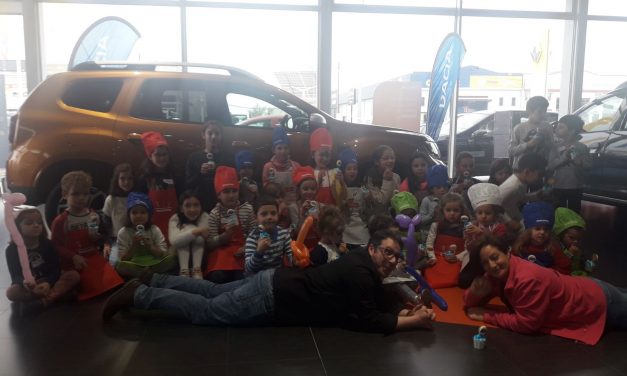 Aries Ciudad Real da una fiesta a grandes y pequeños para presentar el nuevo Dacia Duster