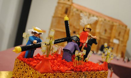 La Semana Santa en miniatura, en una curiosa muestra en ‘La Confianza’