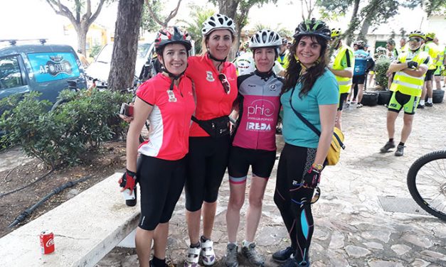 Éxito de participación en la XIII Ruta Cicloturista de Carrión de Calatrava en una soleada jornada