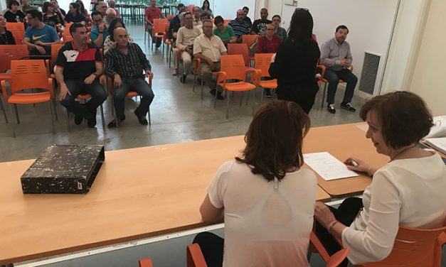 El Ayuntamiento de Alcázar convenia la cesión de espacios municipales con 28 asociaciones de la localidad