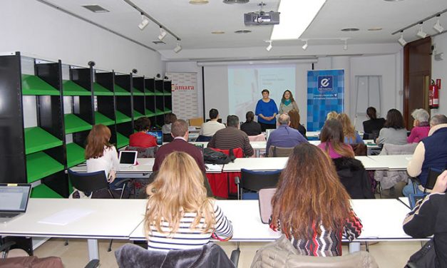 La Cámara y el CEEI ofrecen a casi una treintena de profesionales claves para gestionar sus redes sociales