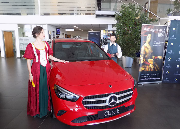 El Festival de Almagro presenta “El teatro de sus Mercedes”, patrocinado por Autotrak Mercedes-Benz con representaciones teatrales en automóviles