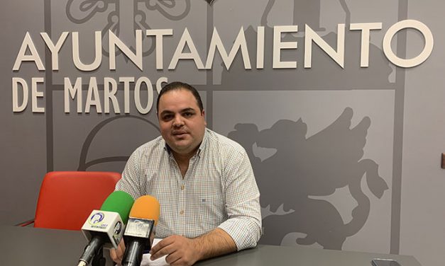 El alcalde de Martos destaca que la propuesta de ordenanzas fiscales sigue congelando los impuestos al tiempo que incentiva el casco antiguo y la actividad económica