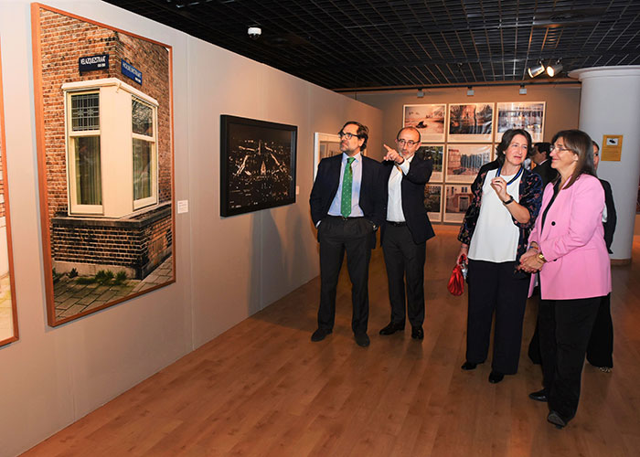 El Ayuntamiento y Coca-Cola traen al Espacio Cultural MIRA de Pozuelo de Alarcón la exposición “Recorridos de la Mirada”