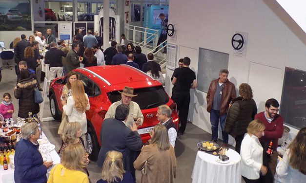 Hijos de Dionisio Grande presentó en sus instalaciones el nuevo Hyundai Kona HEV