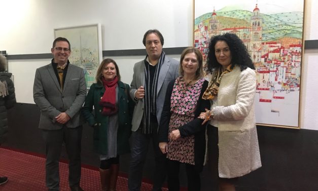 La sala de exposiciones del Edificio Moneo acoge la obra de la artista jiennense Tusti de Toro ‘La vida secreta del color’