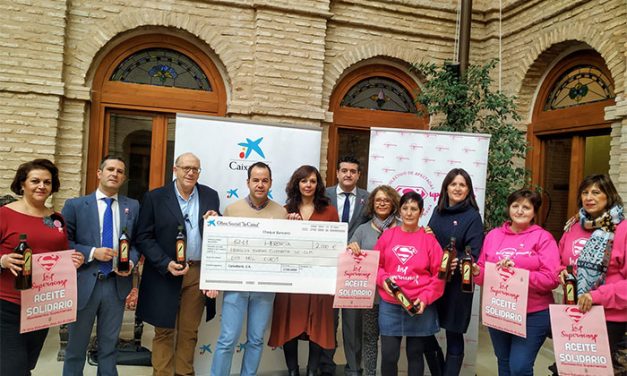 La Obra Social “La Caixa” colabora con 460 litros de aceite para “Las Supernenas” y la Fundación “La Merced Migraciones”