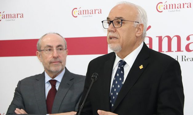 Nieva confirma que Manzanares tendrá 19 plantas fotovoltaicas