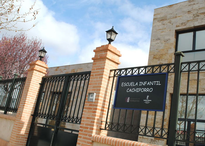 Valdepeñas cerrará a partir del lunes su Escuela Infantil, Escuela de Música y Centro de Mayores del Lucero
