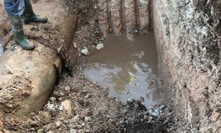 Acciona anuncia un corte general de agua para reparar una avería en Manzanares