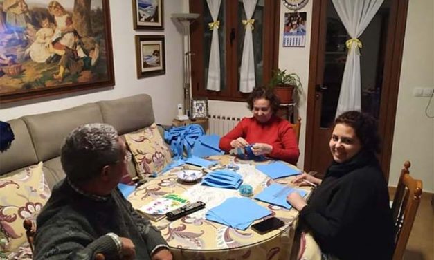 AFAMMER confecciona centenares de mascarillas artesanales que repartirá por toda España