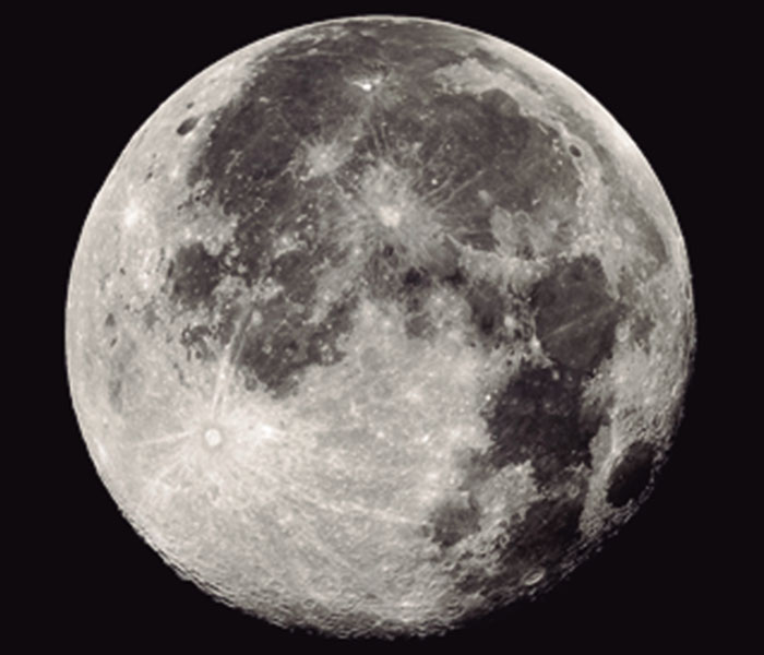 La Luna, ese brillante satélite
