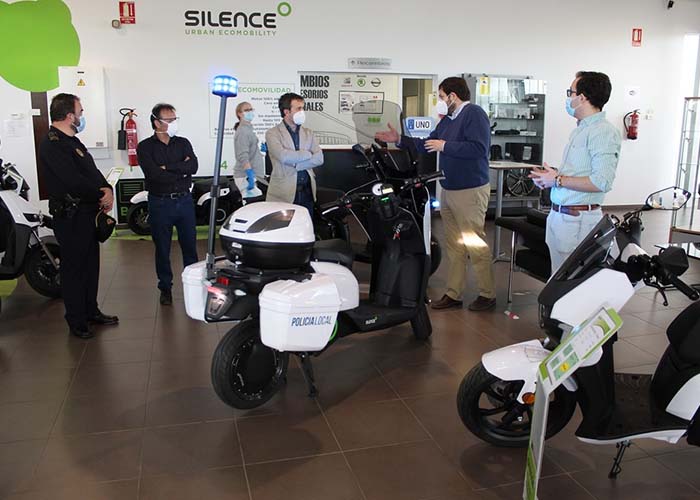 El Ayuntamiento de Jaén renueva el parque móvil de la Policía Local con la incorporación de cuatro motos eléctricas