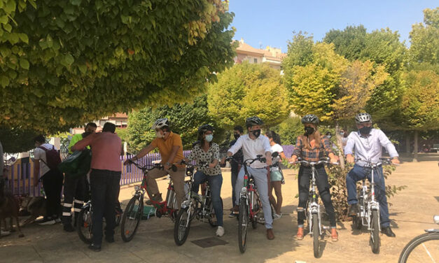 El Ayuntamiento de Jaén impulsará puntos de acceso a bicicletas de pedaleo asistido en aparcamientos públicos y prueba itinerarios seguros para su uso y el de otros vehículos de movilidad personal