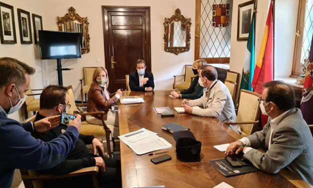 El Ayuntamiento de Jaén establece aforos máximos para los cementerios, circuitos de entrada y salida y amplía su horario para garantizar que el Día de Todos los Santos se conmemore de forma segura