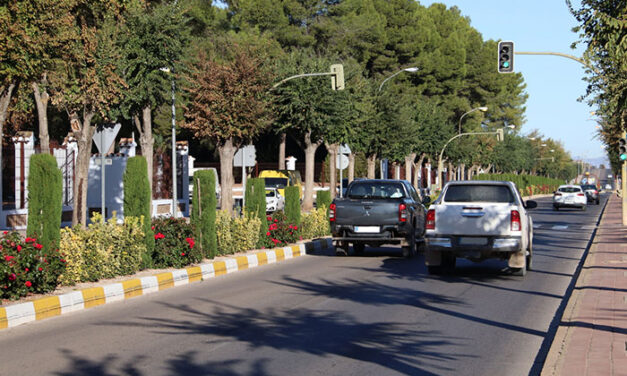 El Ayuntamiento de Manzanares controlará la velocidad en la avenida del Parque a petición de la asociación de vecinos del barrio