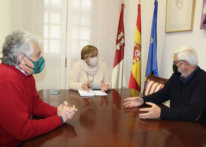 El Gobierno de Castilla-La Mancha se interesa por los proyectos que realiza la Fundación Fuente Agria de Puertollano