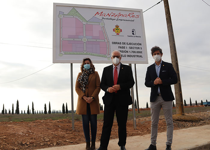 El Ayuntamiento de Manzanares invierte 1,7 millones de euros en la primera fase del polígono del Sector 5
