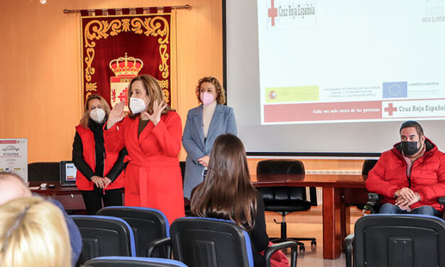 El Ayuntamiento de Argamasilla de Calatrava y Cruz Roja capacitan a mujeres ante la gran demanda para instalar plantas fotovoltaicas en la comarca