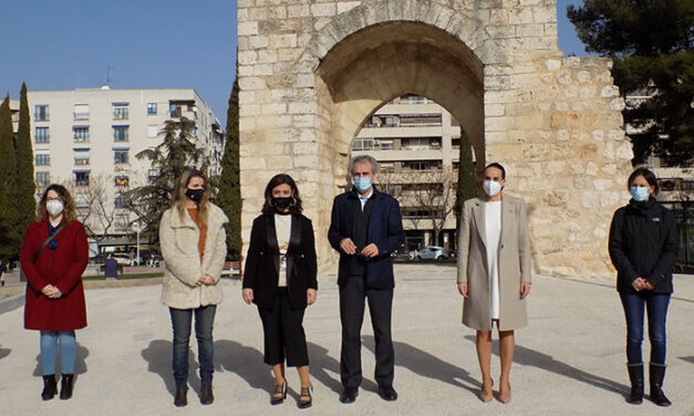 Ciudad Real rescata del olvido el Arco del Torreón, parte de muralla y foso del alcázar, y sus galerías medievales