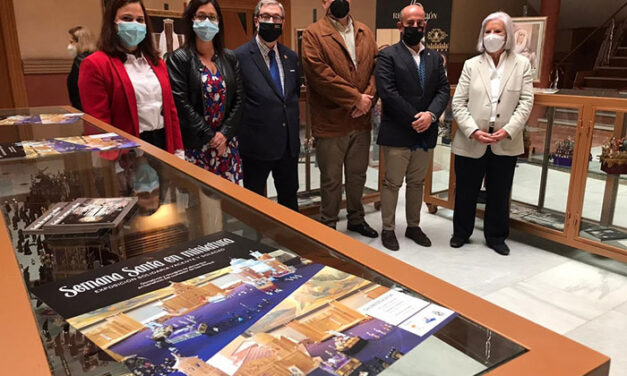 El Patronato de Asuntos Sociales acoge una muestra de miniaturas de Semana Santa a beneficio del Comedor de San Roque