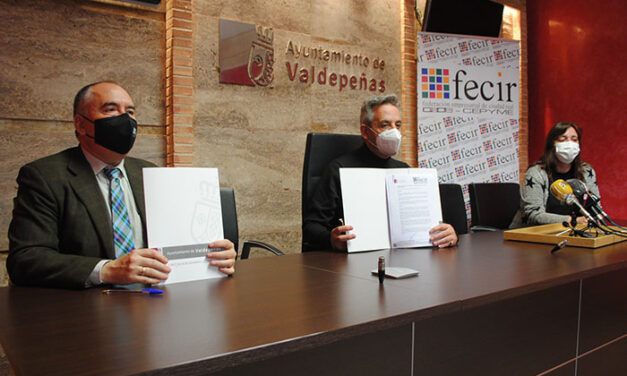 Valdepeñas consensuará con FECIR las bases para ayudar con 500.000 euros al comercio y hostelería