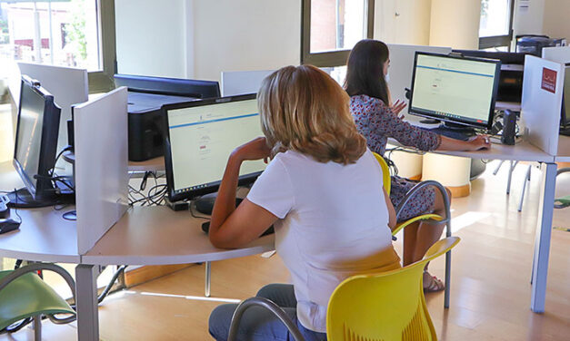 El Ayuntamiento de Almodóvar programa talleres prácticos para obtener el certificado digital en los Puntos de Inclusión Digital