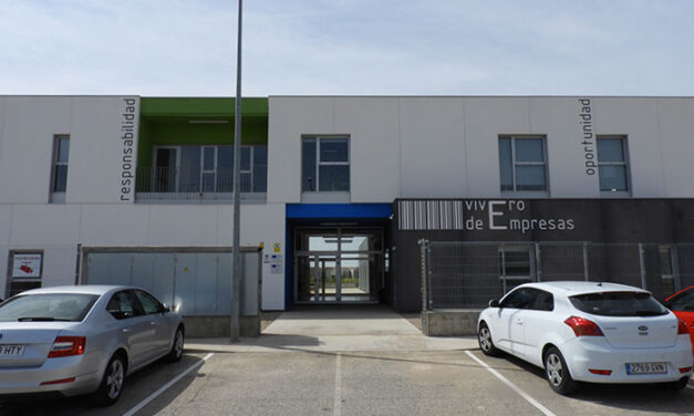 El Ayuntamiento de Manzanares adjudica cuatro nuevos espacios en el Centro y Vivero de Empresas