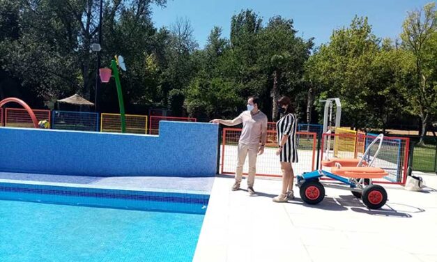 La Piscina Municipal de Herencia abre sus puertas siendo un espacio 100% accesible