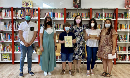 Los cuentos del proyecto “+ Vida + Saludable” para la prevención oncológica en el ámbito escolar, se exponen en la Biblioteca Infantil de Alcázar