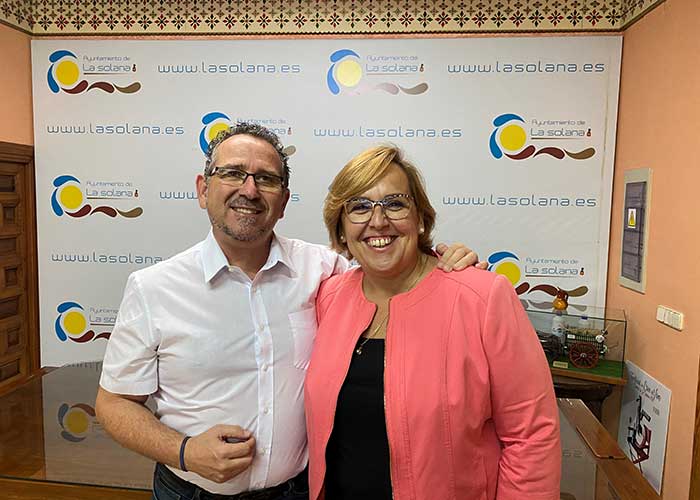 El Gobierno de Castilla-La Mancha valora el trabajo de Luis Díaz-Cacho como alcalde de La Solana y le felicita por su nuevo cargo en el Gobierno de España