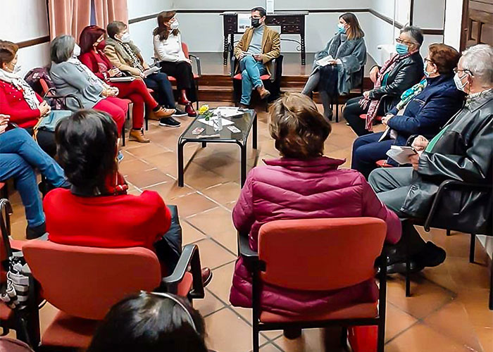 El Club de Lectura de Almodóvar del Campo suma 30 años de trayectoria