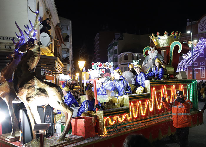 La Cabalgata de Reyes Magos de Manzanares se adelanta a las cinco de la tarde